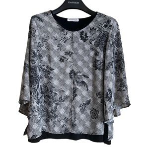 Hamilton women’s blouse top size large floral‎ black grey white